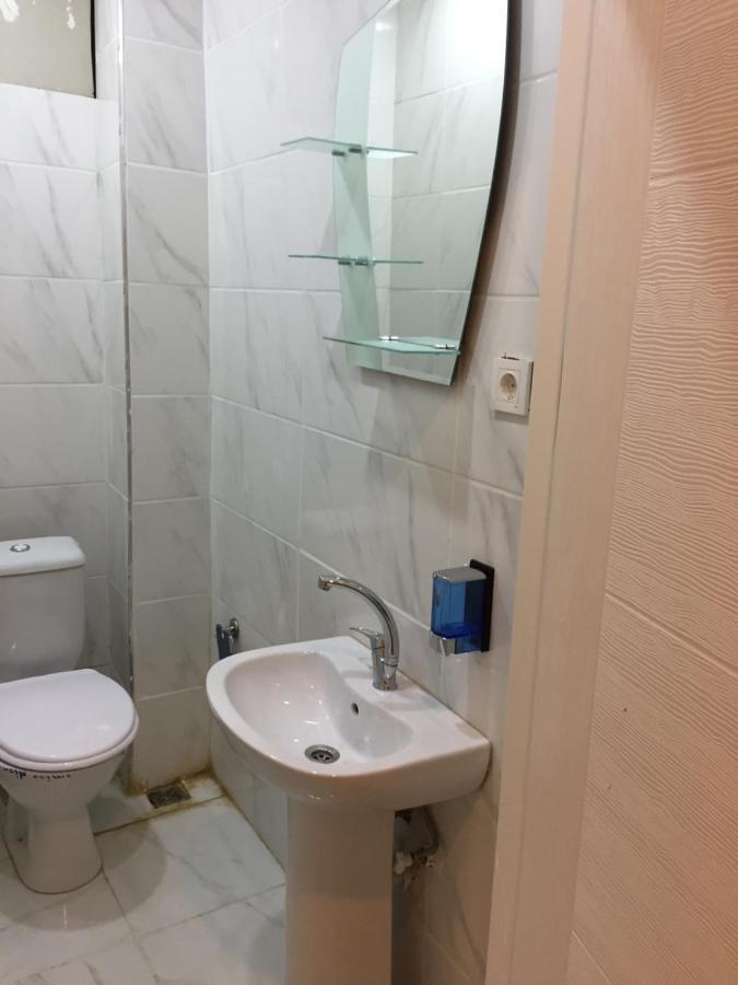 Trilya Hotel Istanboel Buitenkant foto