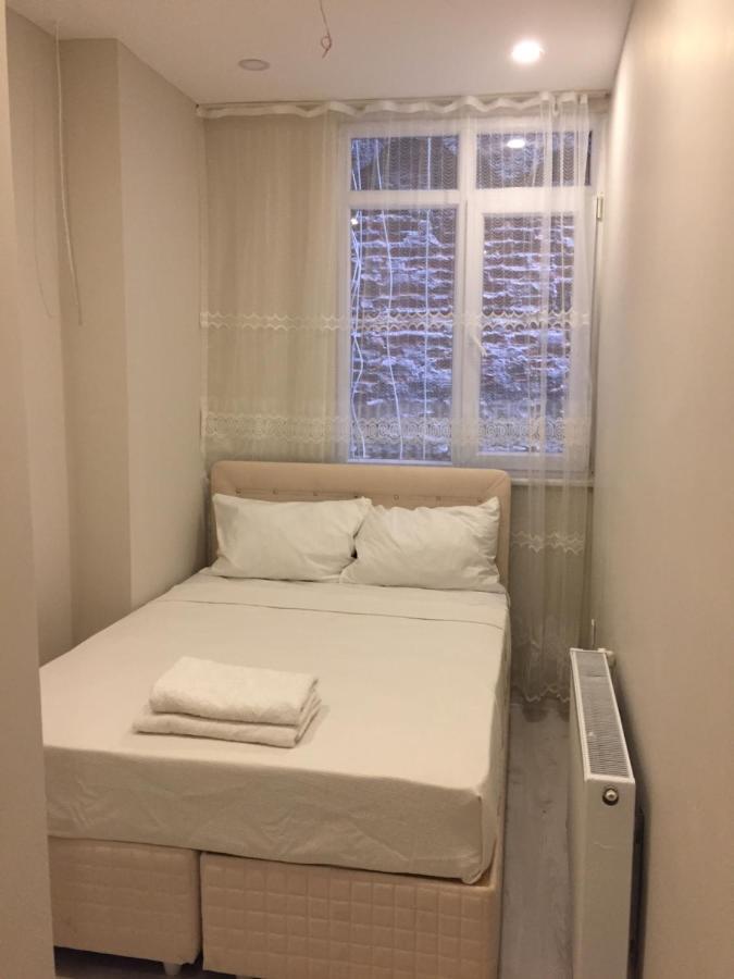 Trilya Hotel Istanboel Buitenkant foto